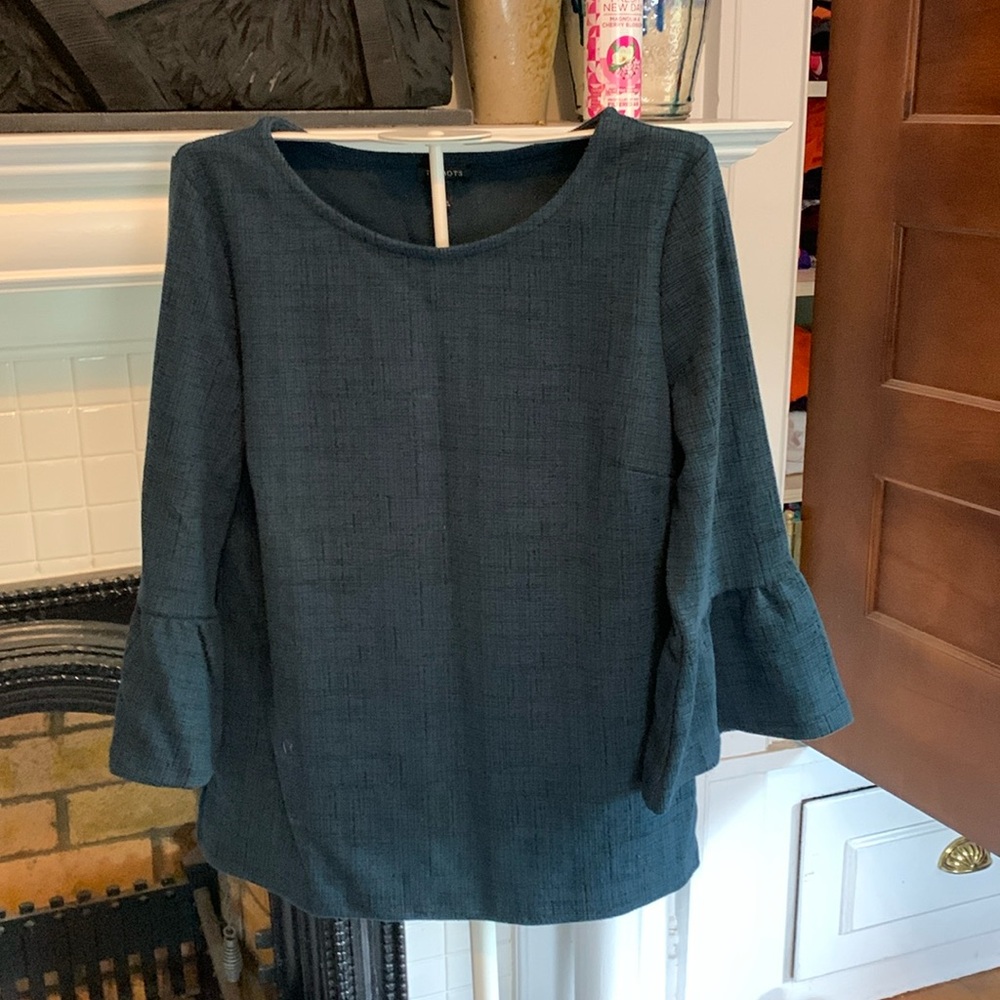 Talbots Flounce Sleeve top in blue and black texture. Worn once